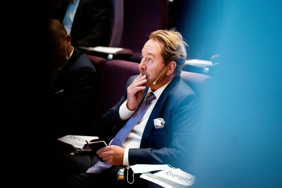 Det fornybare havvindselskapet Aker Offshore Wind stuper videre på Børsen etter lisens-trøbbel mandag. Her et bildet av mangemilliardær Kjell Inge Røkke.