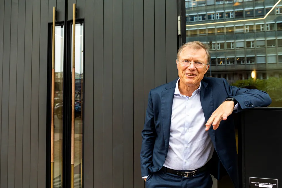 Petter Hermanrud kommer med sine sommeranbefalinger, men maner til et langsiktig perspektiv.