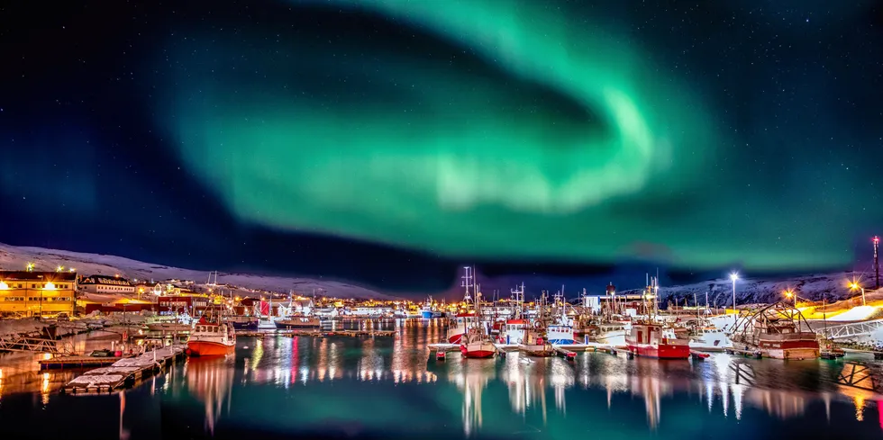 Det nye navnet til Varanger Kraftnett er Barents Nett. Bildet er tatt i Båtsfjord som er Barents Nett sitt område.