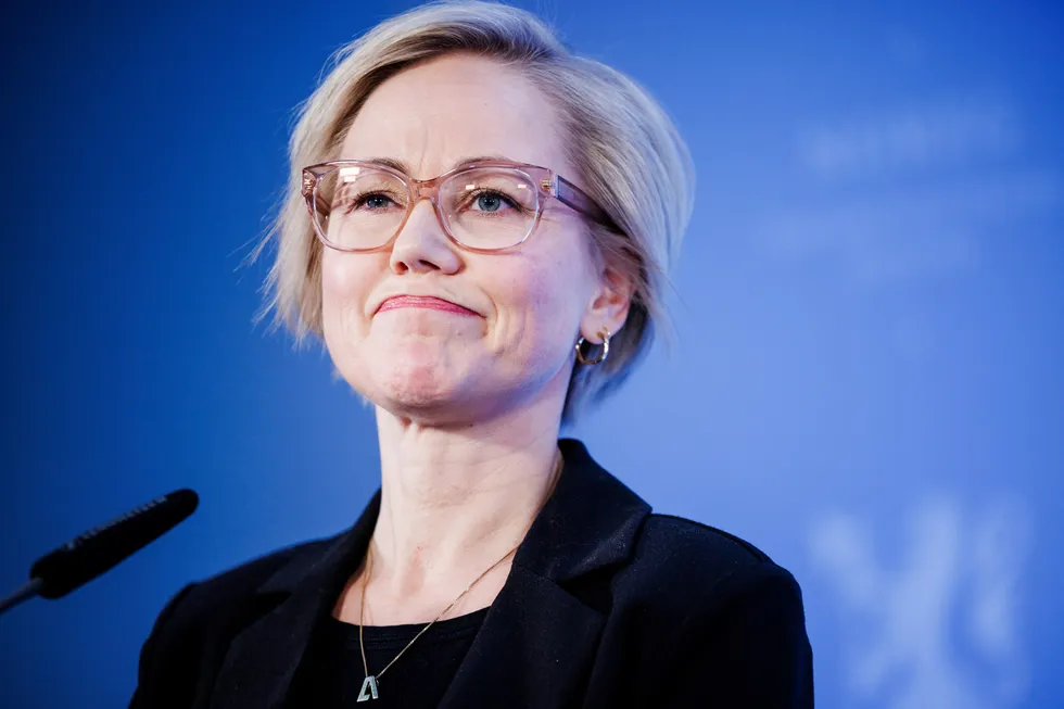 Helseminister Ingvild Kjerkol gikk av, men hvordan kunne en oppgave med 43 prosent plagiat passere?