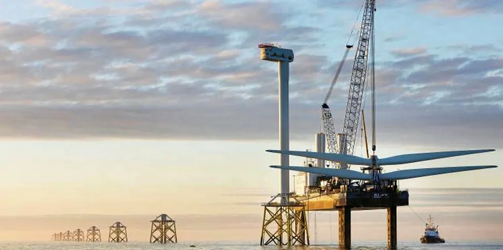 Vattenfall satser massivt på vindkraft i Storbritannia. Bildet er fra Ormonde vindpark, utenfor nordvest-kysten av UK.