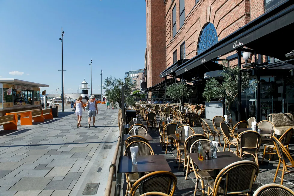 Olivia restauranten på Aker Brygge var blant de første restaurantene som åpnet opp etter den påtvungne stengningen som følge av koronaviruset. Bildet er tatt en sommerdag i 2014.