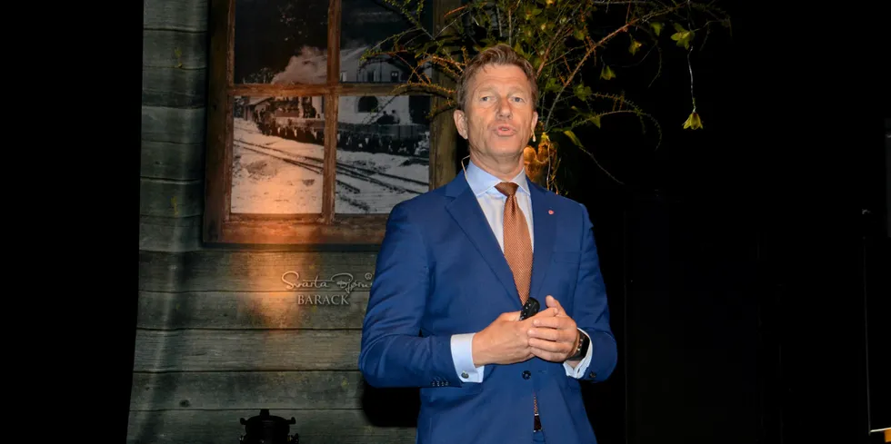 Ifølge presselekkasjer vil Terje Aasland (Ap) ta over som olje- og energiminister allerede mandag.