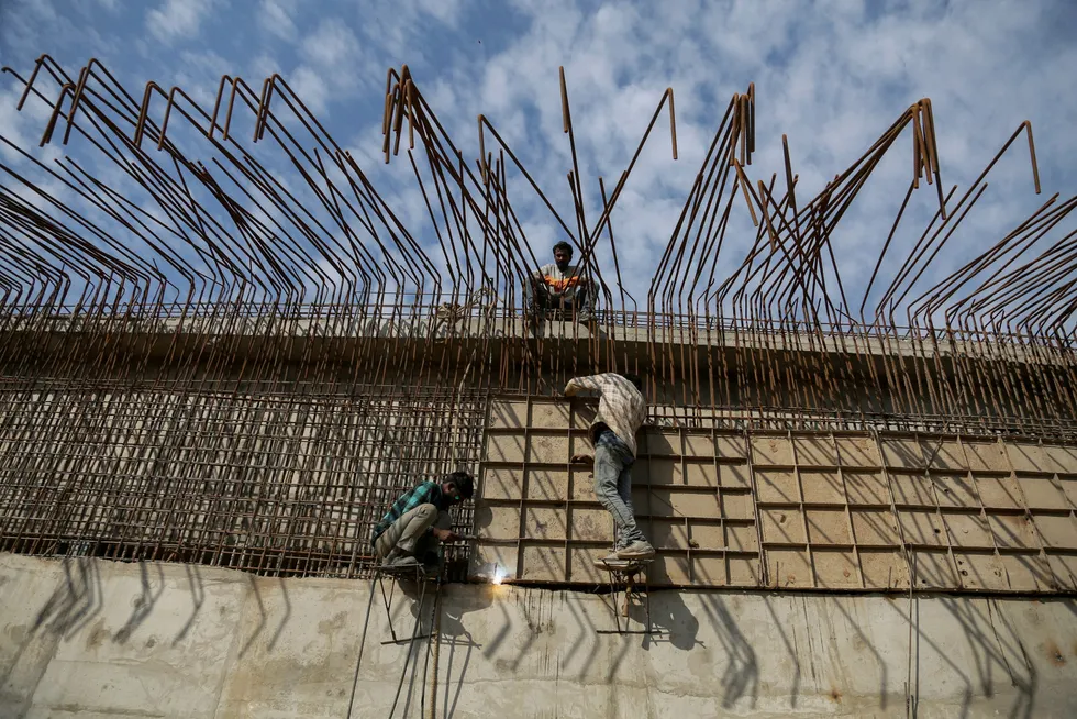 De fremvoksende økonomiene i Asia utenfor Kina vil få en økonomisk vekst på over fem prosent i 2022 og 2023, ifølge nye prognoser fra Den asiatiske utviklingsbanken (ADB). I India, her fra Jammu, ventes det en økonomisk vekst på rundt syv prosent i år og neste år. Dette er lavere enn prognosene fra april.