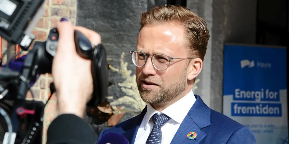 – NVE må gjøre en reell prioritering av de søknadene som kommer inn. NVE må rigges for en ny tid, der vi skal omstille oss mye raskere enn det jeg tror kanskje mange av oss har tatt inn over seg, sier Høyres energipolitiske talsperson Nikolai Astrup.