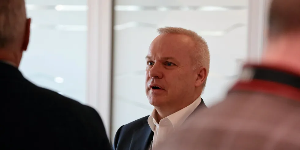 – Vi har sett økt konkurranse, men vi er tydelige på at vi har et verdimål over et volum. Vi er disiplinerte, sier Equinor-sjef Anders Opedal.
