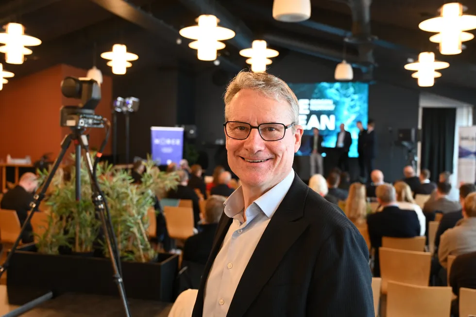 Olve Grotle (H) i forkant av fremleggingen av Havbruksmeldingen.