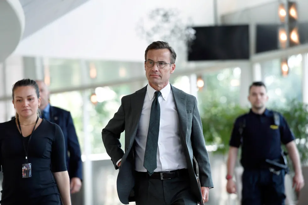 Når ting ser ut til å gå Moderaterna og partileder Ulf Kristerssons vei, begynner det å regne. Mandag talte han i Almedalen.