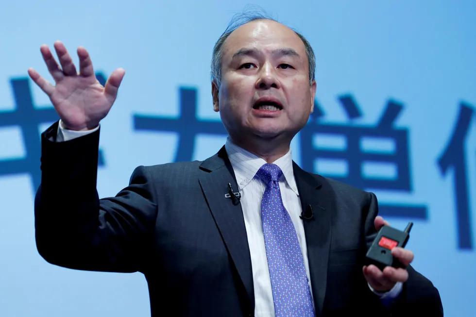 Softbanks Masayoshi Son vil legge frem kvartalsresultater mandag 8. august. Selskapet har foretatt finansielle transaksjoner de siste månedene for å kunne komme seg gjennom turbulensen oppstartssektoren opplever, og mulig resesjon.