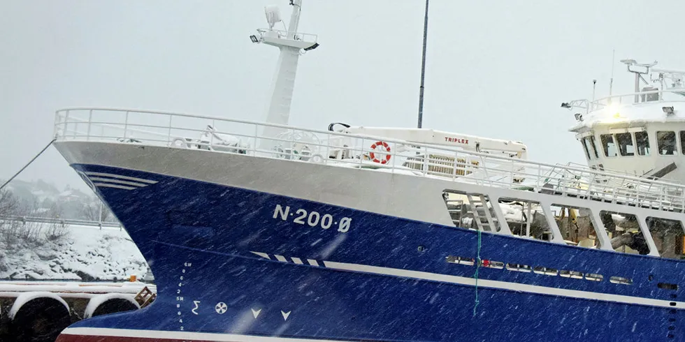 FLYTTER: Navnet «Bernt Oskar» er foreløpig gått over i historien, mens båten har fått ny fiskeriregistrering og ligger for en siste finpuss i Svolvær før kursen settes mot fiskefeltet.