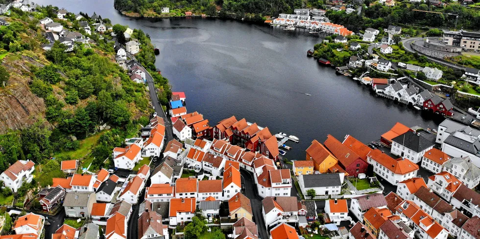 Et stort flertall i Flekkefjord bystyre sa nei å gå videre med fusjonsprosessen mellom Agder Energi og Glitre Energi.