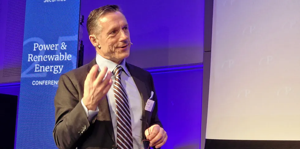 Her er Pareto-direktør Lars Ove Skorpen avbildet under Pareto-konferansen 2023.