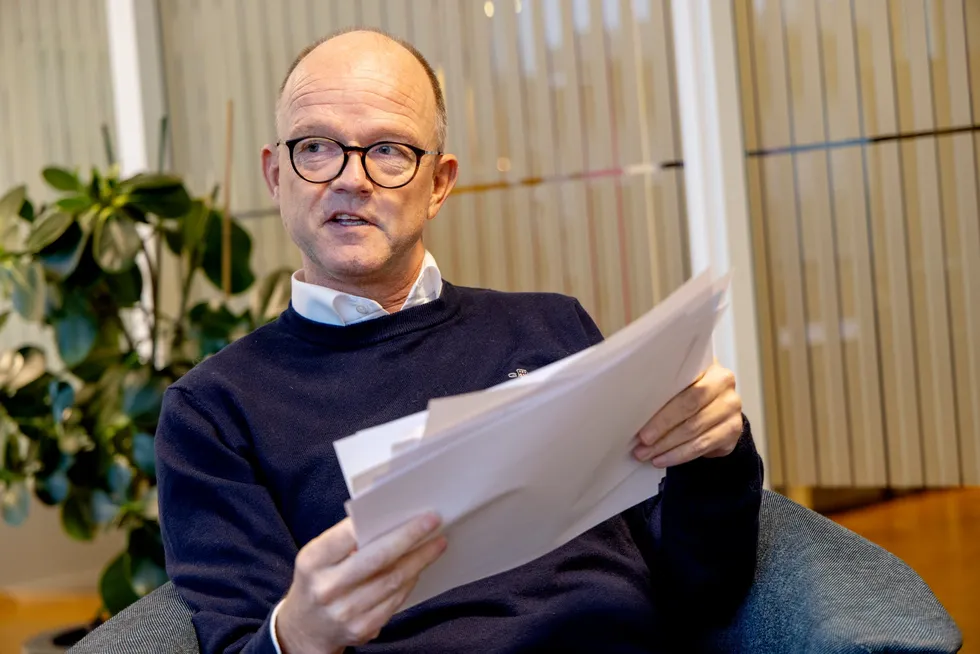 NHO-sjef Ole Erik Almlid er nå i Brussel sammen med blant andre statsminister Jonas Gahr Støre.