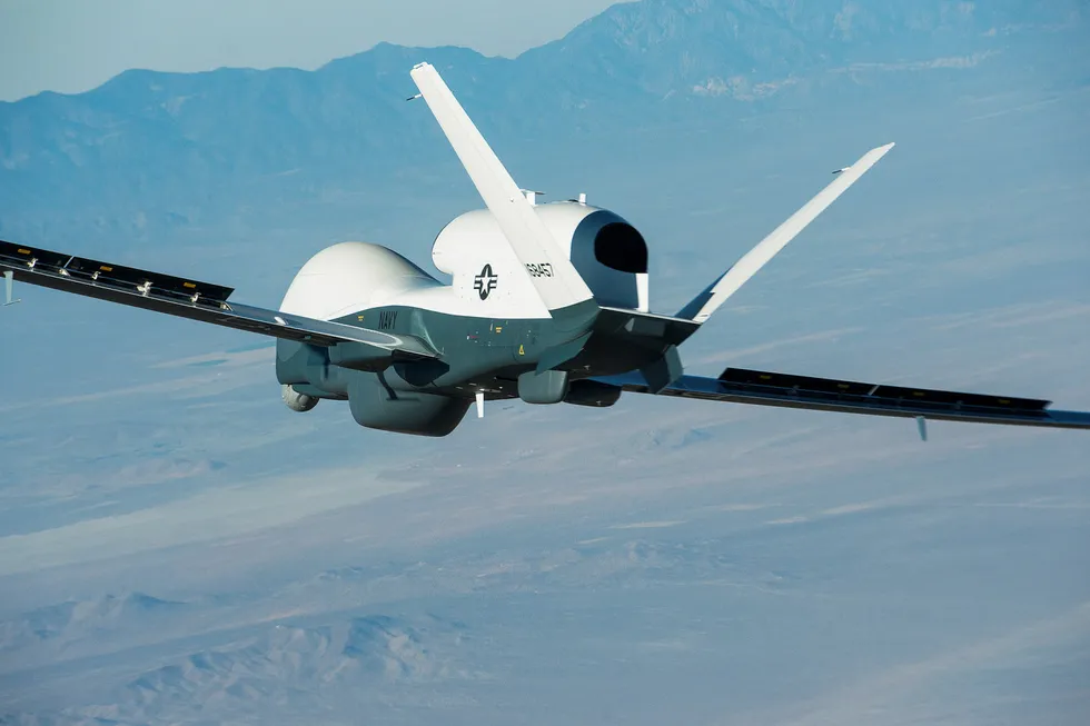 Den langtrekkende ubemannede maritime dronen Triton kan være aktuell for Norge.
