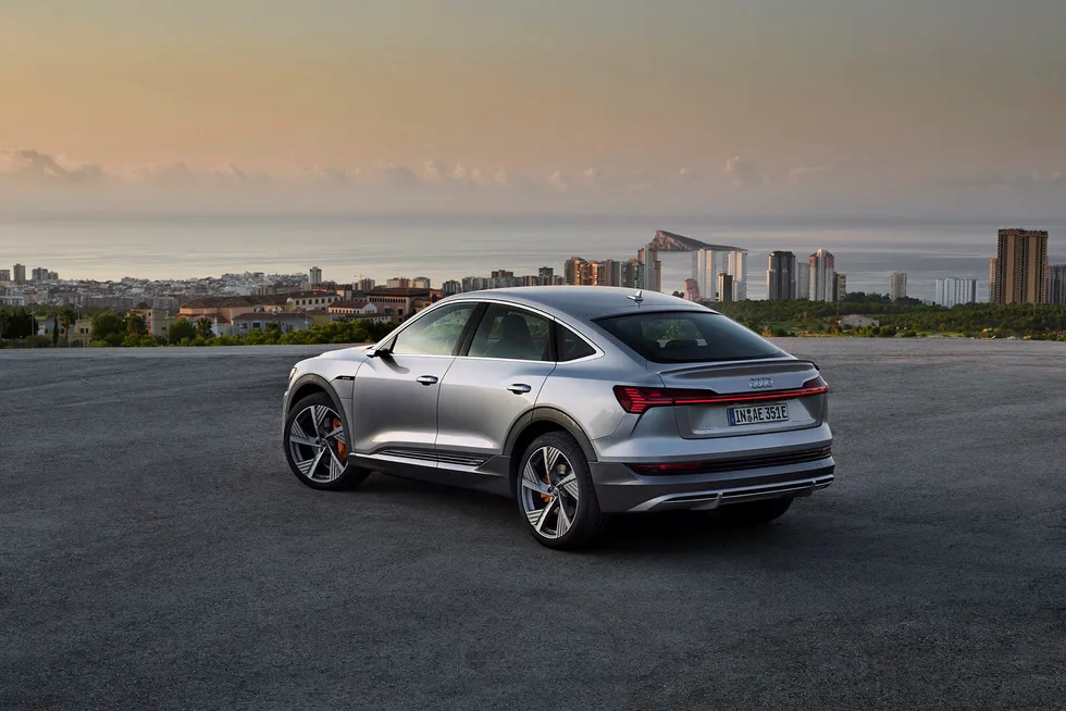 Audi E-tron er blitt en stor suksess på det norske markedet. Nå kommer bilen i en mer sporty Sportback-versjon.
