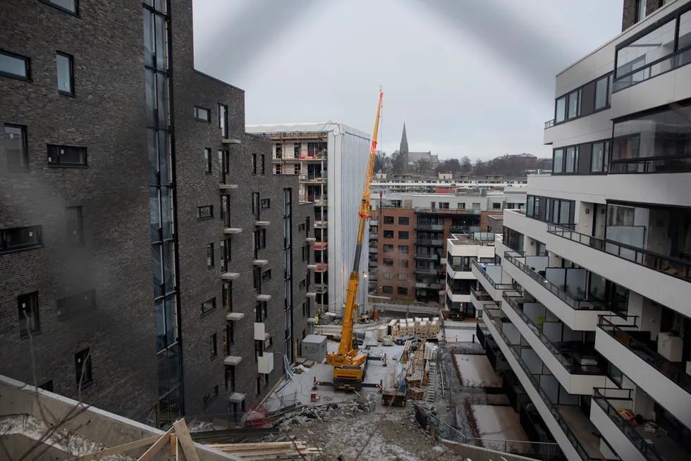 I revidert nasjonalbudsjett lanserte vi ytterligere grep for boligmarkedet, skriver Siri Gåsemyr Staalesen. Her fra boligbygging i Kværnerdalen i Oslo.