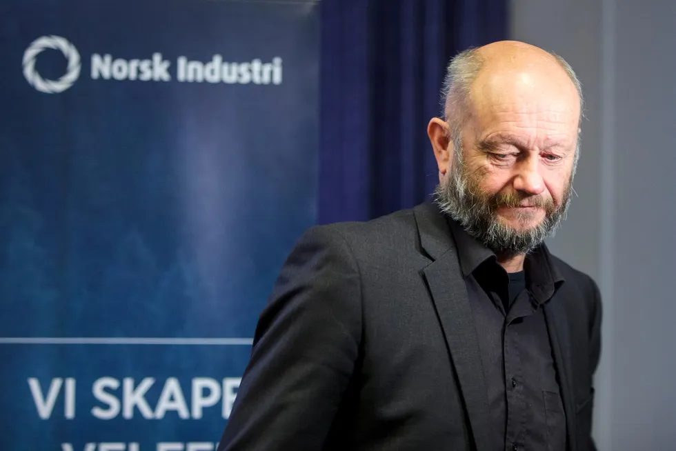 Avgått sjef i Norsk Industri, Stein Lier-Hansen, vil holde gjestelisten på Hardangervidda hemmelig.