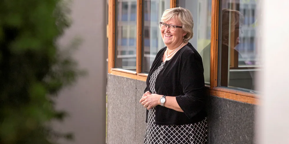 Tidligere fiskeriminister Elisabeth Aspaker (H) sørget for at det ble vederlagsfritt å produsere laks over 250 gram på land.