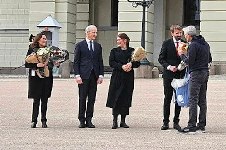 Den nye fiskeriministeren Marianne Sivertsen Næss ute til venstre.