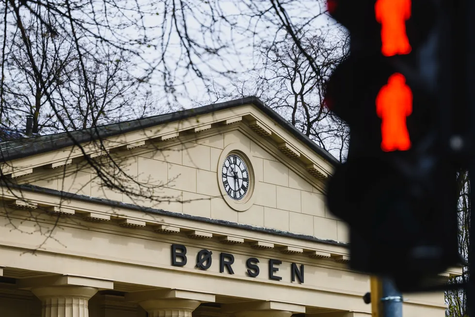 Oslo Børs befinner seg i en korreksjonsmodus. Politisk kaos i Frankrike gjør ikke saken bedre.
