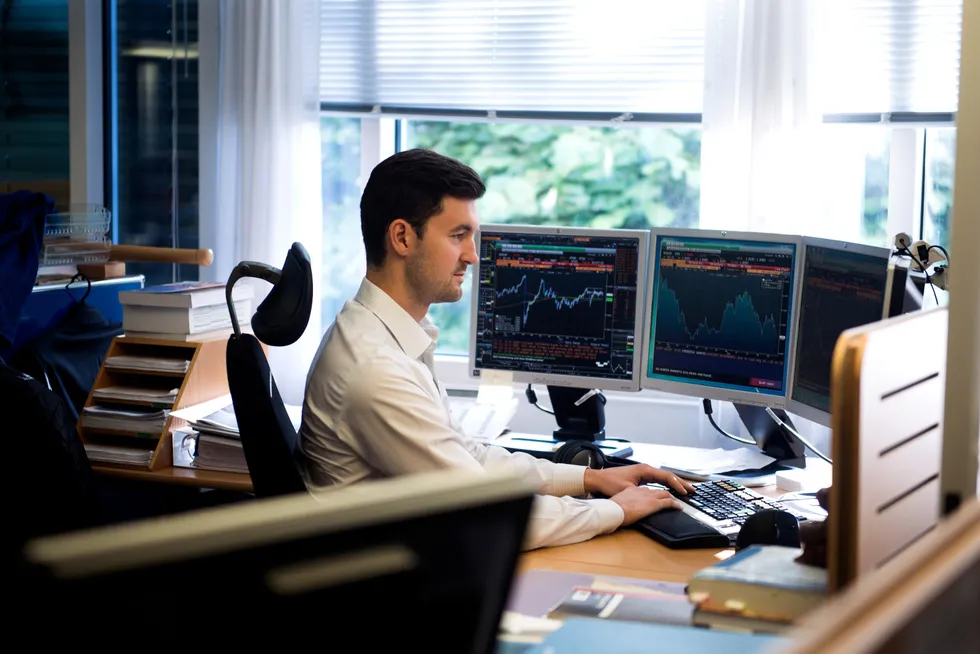 Analytiker Joachim Bernhardsen i Nordea Markets ser tegn til at markedet vil kjøle seg ned.