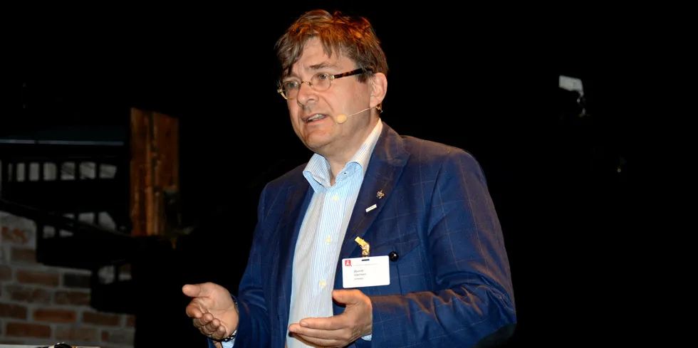 Øyvind Isachsen gir seg etter 14 år i Norwea.