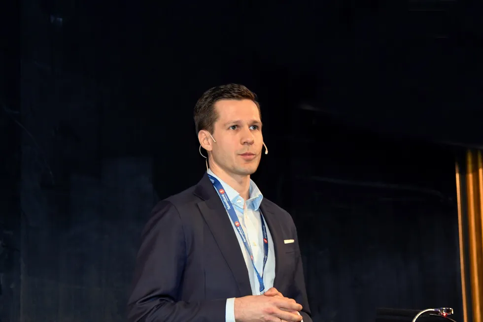 – Vi har tapt over 1 milliard kroner de siste tre årene på grunn av strømstøtten, sier Hafslund Celsio-direktør Martin S. Lundby.