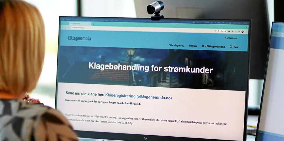 Saken om angrerett har skapt kontrovers. Nylig fikk 31 Haugaland Kraft-kunder medhold i nemda og selskapet blir anbefalt å tilbakebetale kundene det kundene har betalt for strømmen.