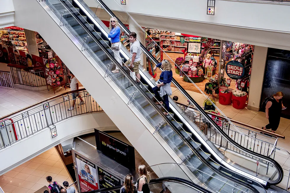 Black Friday kan ha lagt en demper på førjulshandelen, mener Virkes eksperter.