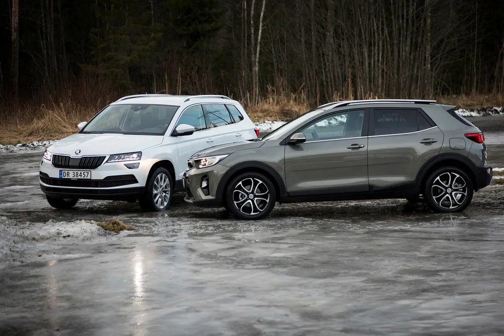 To av de ferskeste suvene på markedet: Skoda Karoq (til venstre) og Kia Stonic. Foto: Gunnar Lier