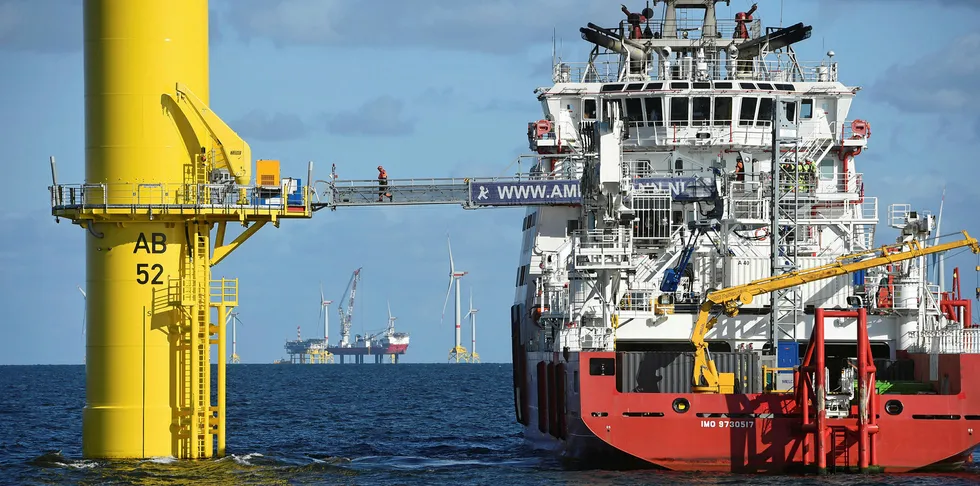 There were 28 FID's on offshore wind projects in H1.