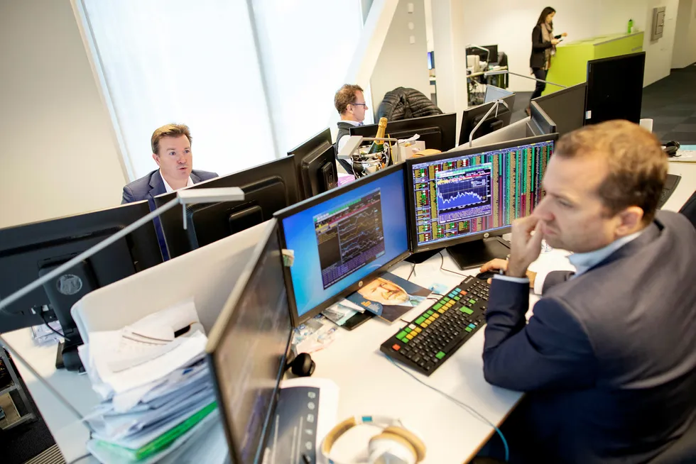 Anders Tandberg‐Johansen (fra venstre), leder for DNB Nordic Technology, forvalter Sverre Bergland (bak) og forvalter Erling Thune traff med sine plasseringer.