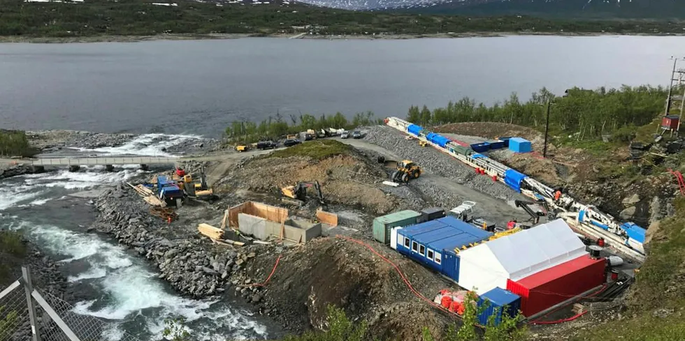 TBMen til er i full gang på Norsk Grønnkrafts prosjekt i Salvasskardelva i Bardu. Nå frykter de at arbeidet vil stoppe opp.