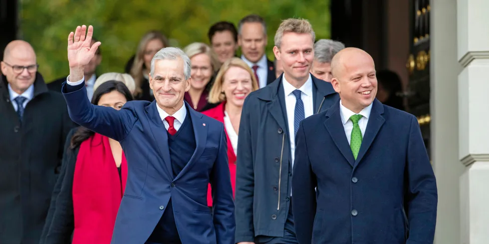 Regjeringen vil til livs seksuell trakassering. Vi skal ha et likestilt samfunn. Fritt for vold og fritt for trakassering.