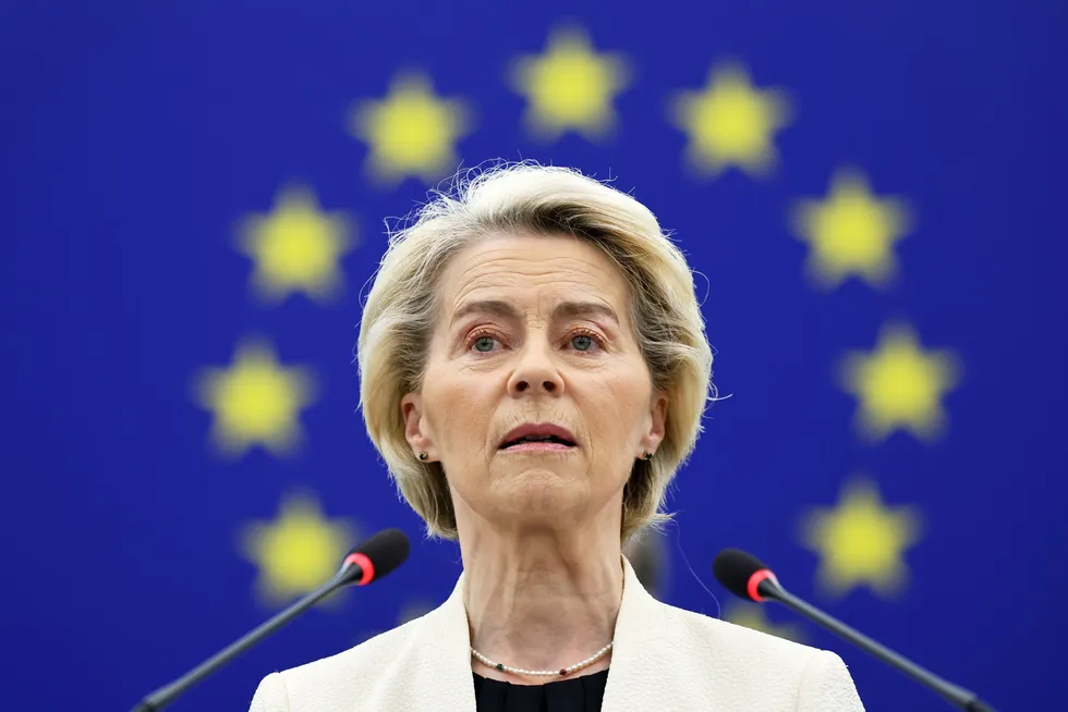 Europakommisjonens leder Ursula von der Leyen under en tale i Europaparlamentet onsdag.