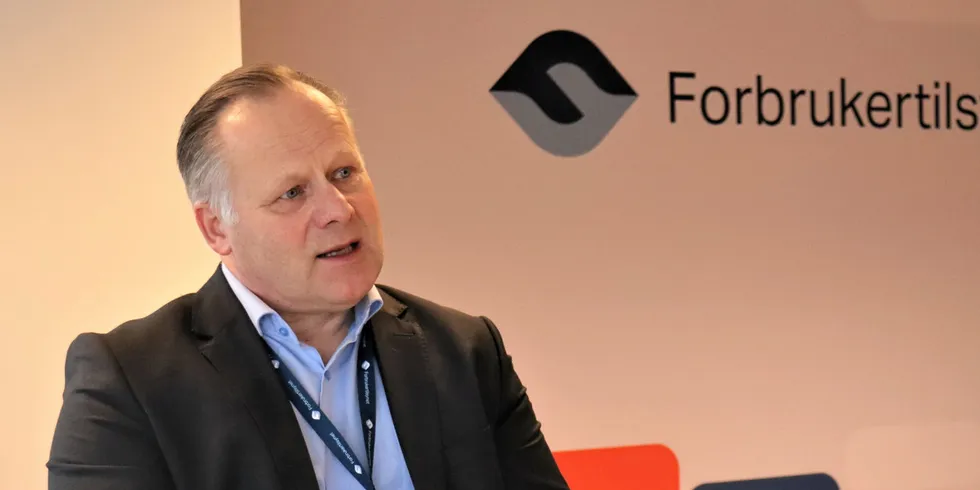 – Vi skal sammen med RME se på muligheten for å foreslå andre type sanksjoner enn det som er i dag. Det er så klart et politisk signal om at det kanskje er behov for enda flere sanksjoner, sier Trond Rønningen, direktør i Forbrukertilsynet.