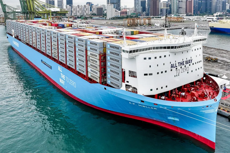 Maersk's brand new methanol dual-fuel ultra-large container vessel (ULCV), was given the name AP Møller in Singapore in November.