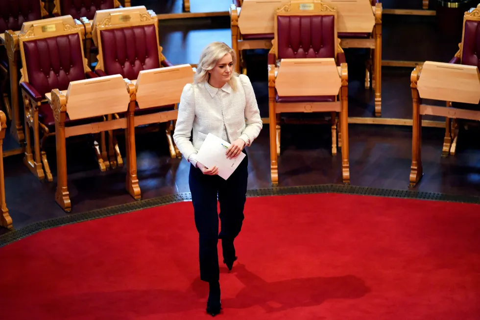 Justisminister Emilie Enger Mehl (Sp) sier hun støtter vurderingen.