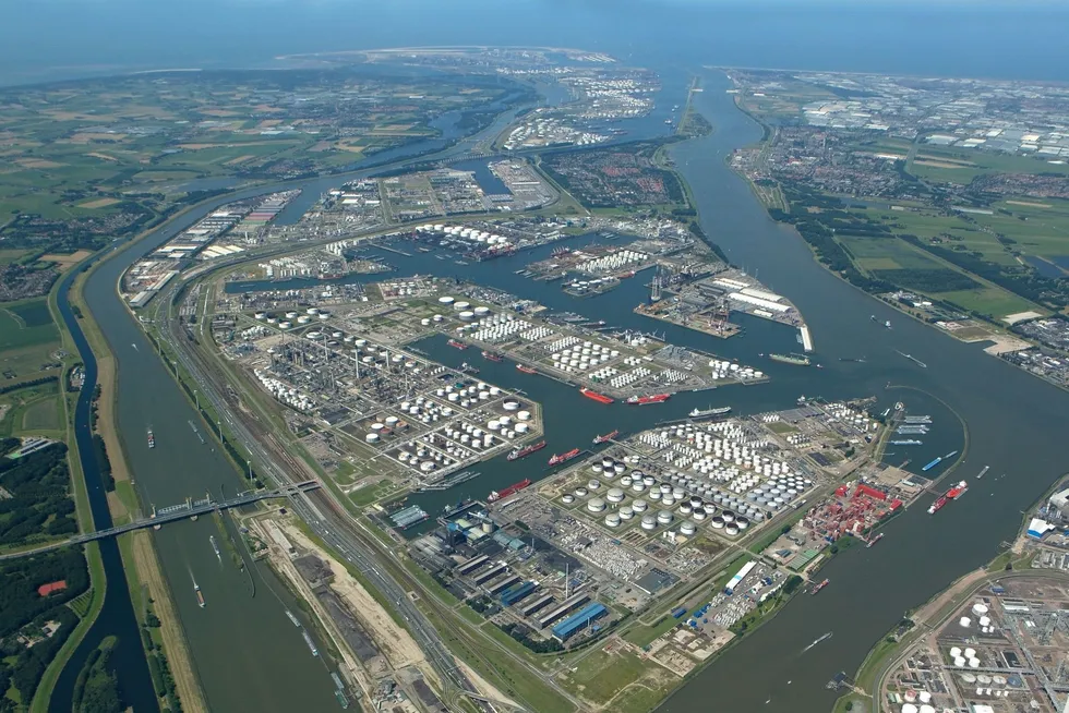 An aerial view of the Port of Rotterdam, for which Gasunie took FID on the first stretch of hydrogen pipelines in the Netherlands in 2023