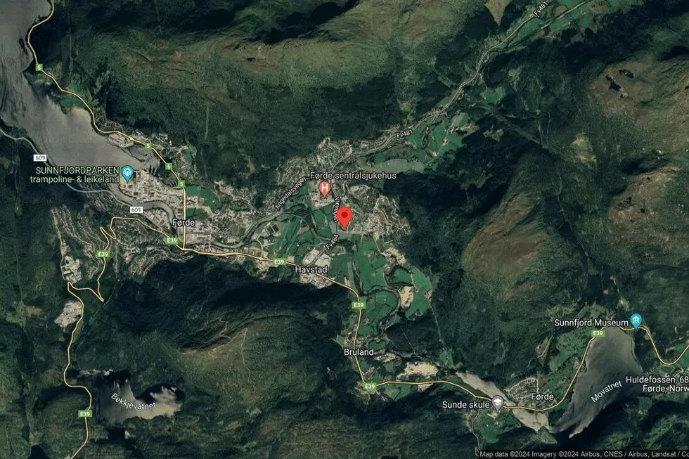 Området rundt 4647/43/385, Sunnfjord, Vestland