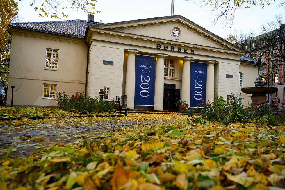 Oslo Børs i høstfarger.
