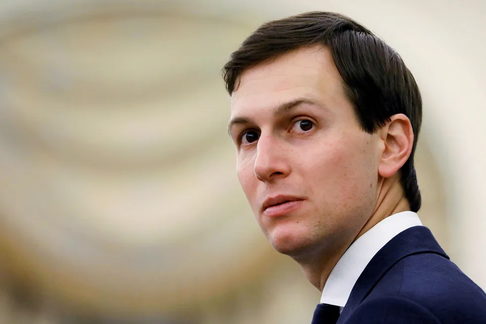 En forretningsforbindelse av Donald Trumps svigersønn, Jared Kushner, knyttes til russiskfinansierte investeringer i Facebook og Twitter. Foto: Jonathan Ernst/Reuters/NTB Scanpix