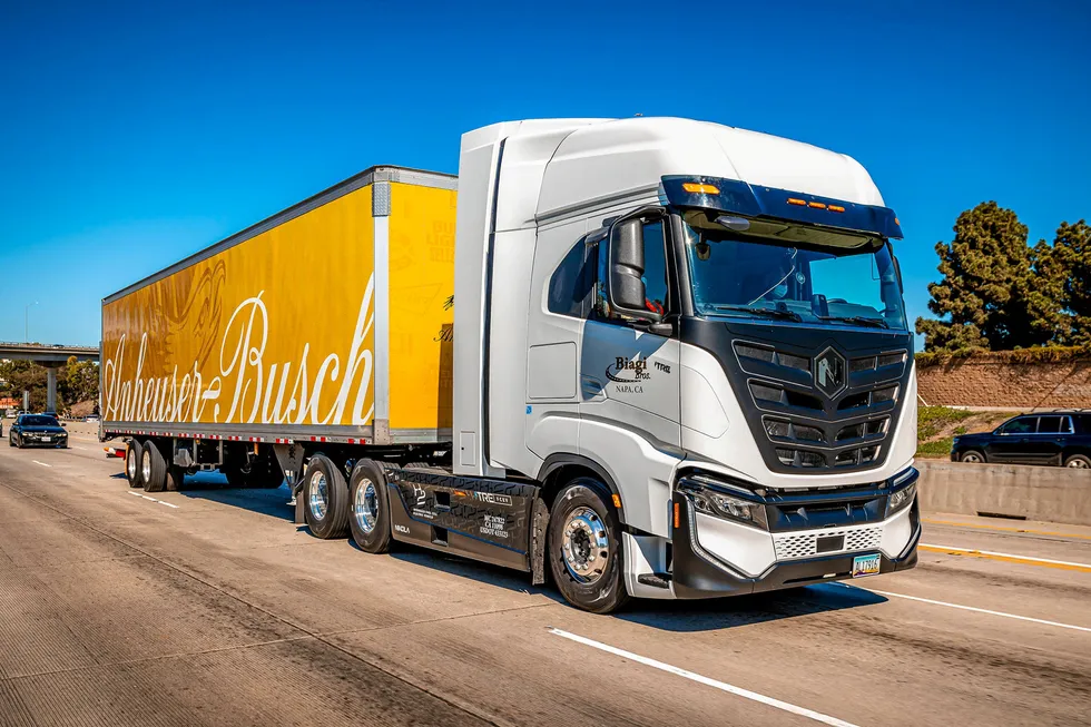 A pre-series Nikola Tre FCEV shuttling beer to bars in Los Angeles in February 2023.