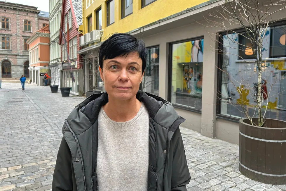 Ingunn Sommerset tek over etter Edgar Brun og blir avdelingsdirektør for fiskehelse og fiskevelferd ved Veterinærinstituttet. No på fast basis.