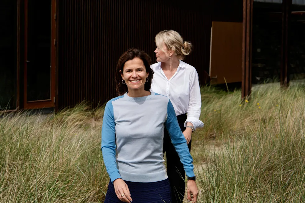 I seks måneder har Ana Fonseca Nordang, Equinors personaldirektør, blitt gransket. Her er hun sammen med juridisk direktør, Siv Helen Ryge Torstensen, da de to fikk jobb i konsernledelsen sommeren 2019.
