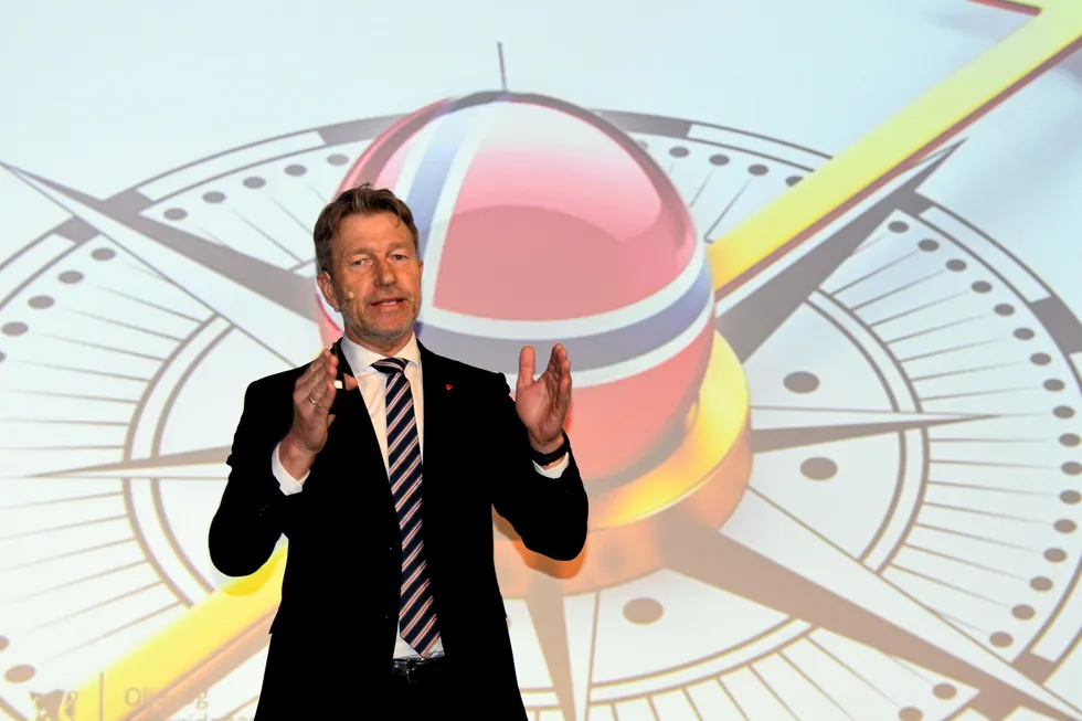 Energiminister Terje Aasland har varslet at regjeringen vil utrede kjernekraft i Norge.