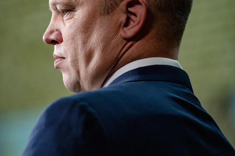 Finansminister Trygve Slagsvold Vedum åpner for å endre på forslaget til ny grunnrenteskatt.