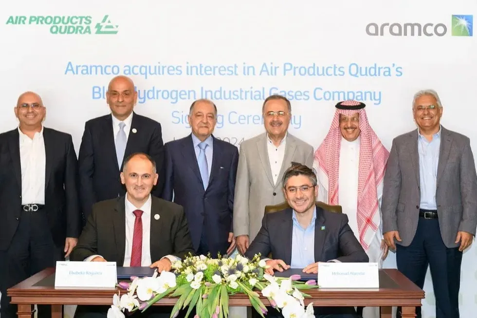 Last July's signing ceremony for the deal between Saudi Aramco and Air Products Qudra.