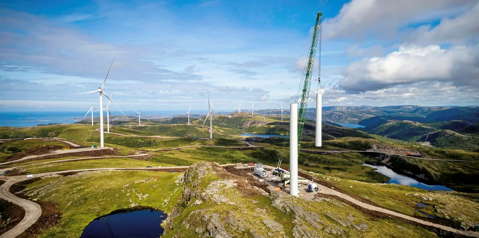 Artikkelforfatterne fra Multiconsult hevder Europower Energi tar feil i sin kommentar, når de hevder at NTBs artikkel «Vindkraftnæringen på land suser forbi vannkraft» er tull med tall. Her forklarer de hvorfor.
