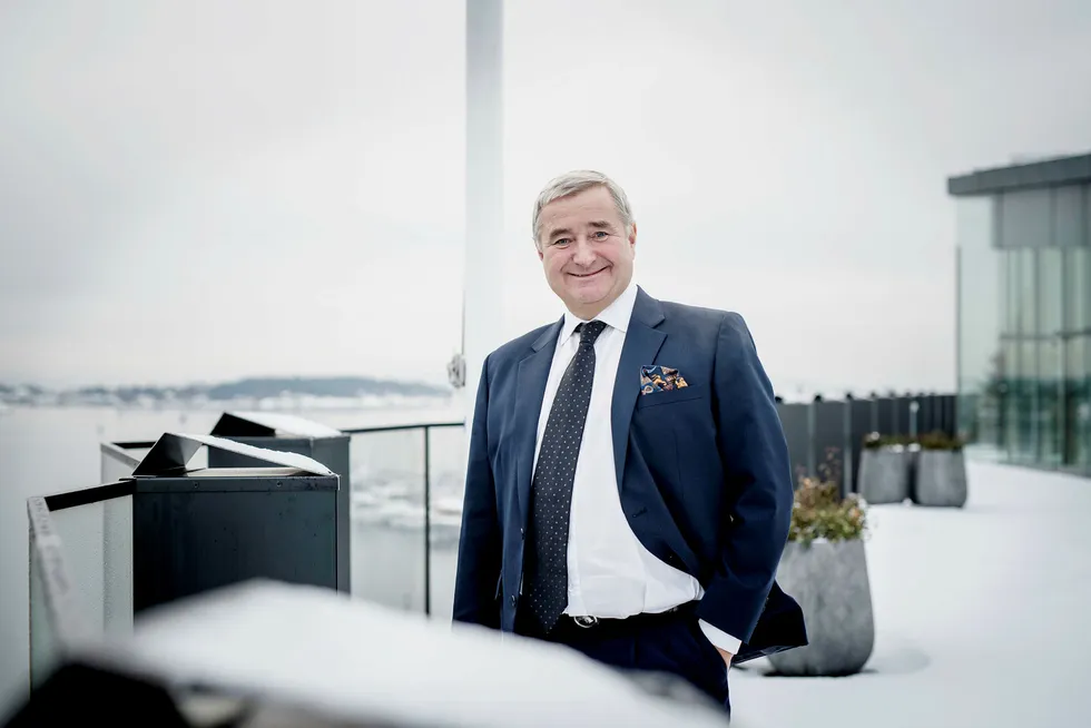 Christen Sveaas på sitt kontor på Aker Brygge. Foto: Skjalg Bøhmer Vold